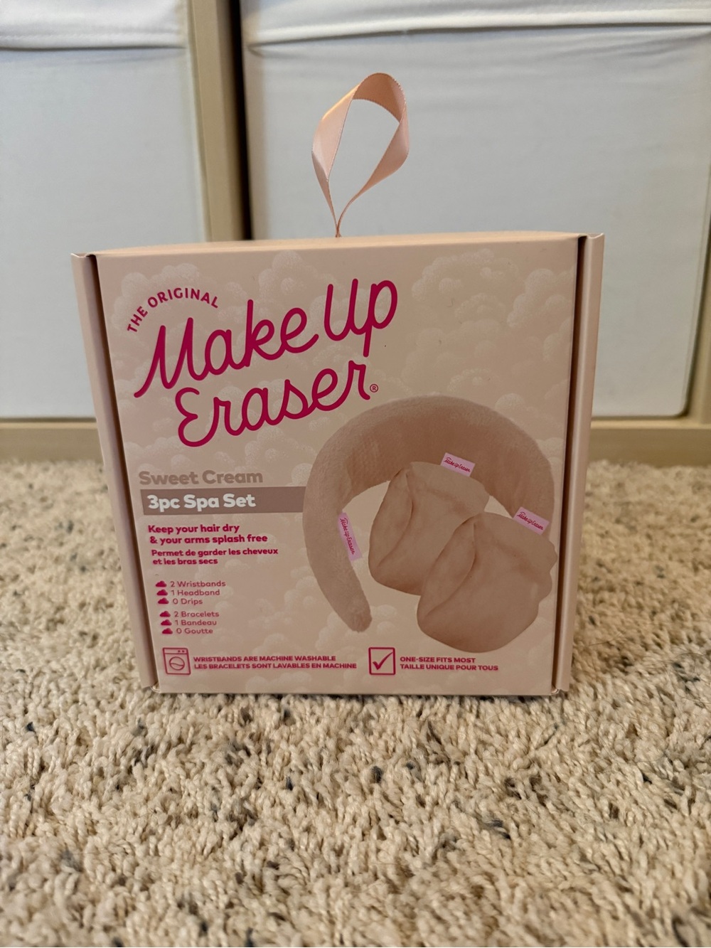 New- MakeUp Eraser Sweet Cream 3pc Spa Set - Cream
